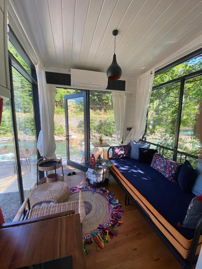 Hotel Vagona Tiny House à Rize Extérieur photo
